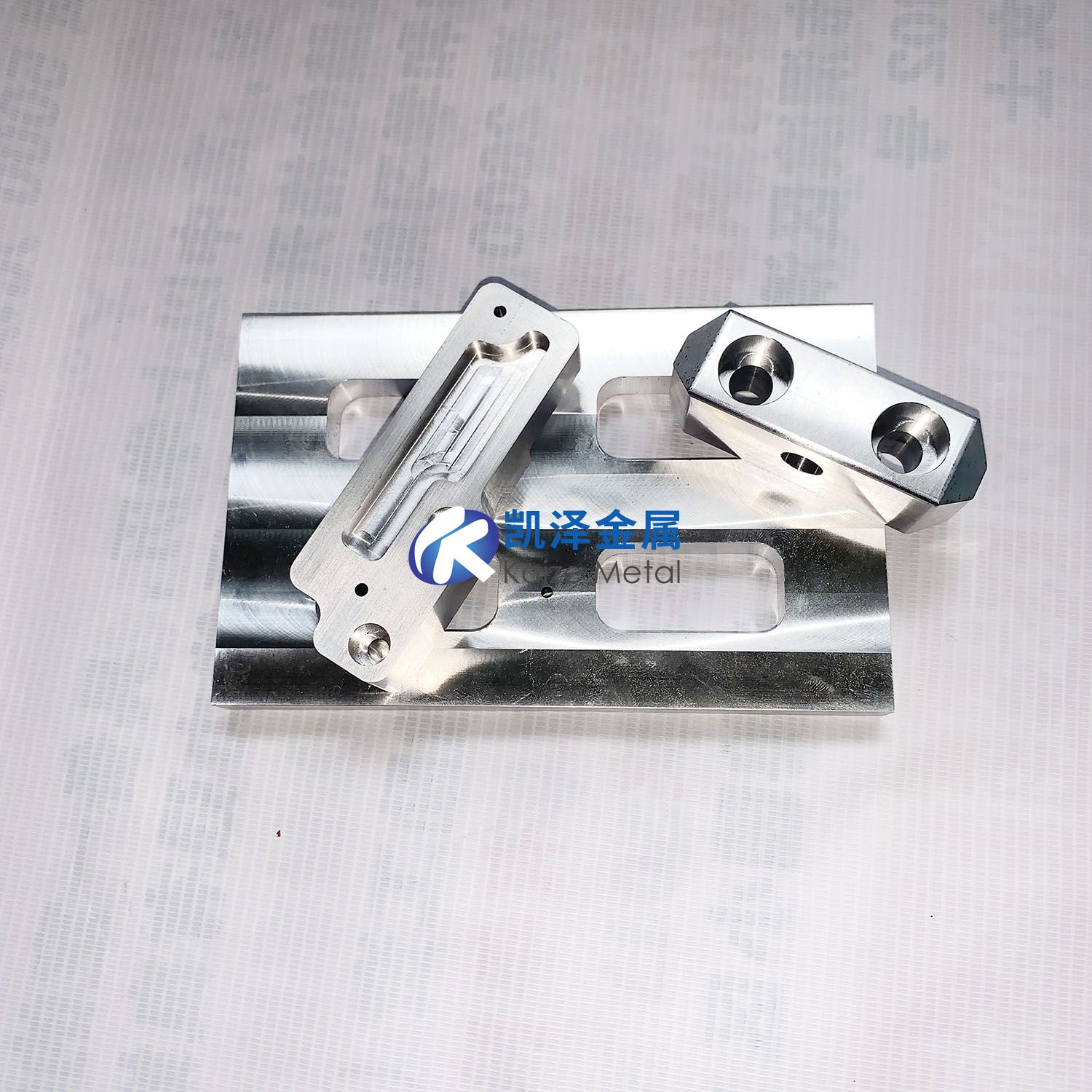 1758796251493909.jpg c790907bac0a44f251132e409cbb9cc4.jpg